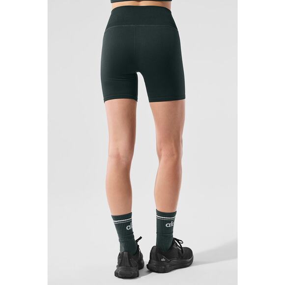 Alo Yoga 5 Seamless Ribbed Favorite Short - Xs Charcoal Green - Picture 4 of 6